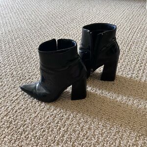 Princess Polly Glossy Black Ankle Booties